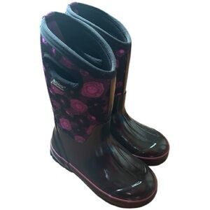 Bogs size 2 black and purple floral -30F boots 

#kiddoscloset #bogs